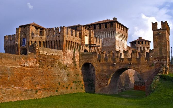 Castello di Soncino _Cremona.jpg